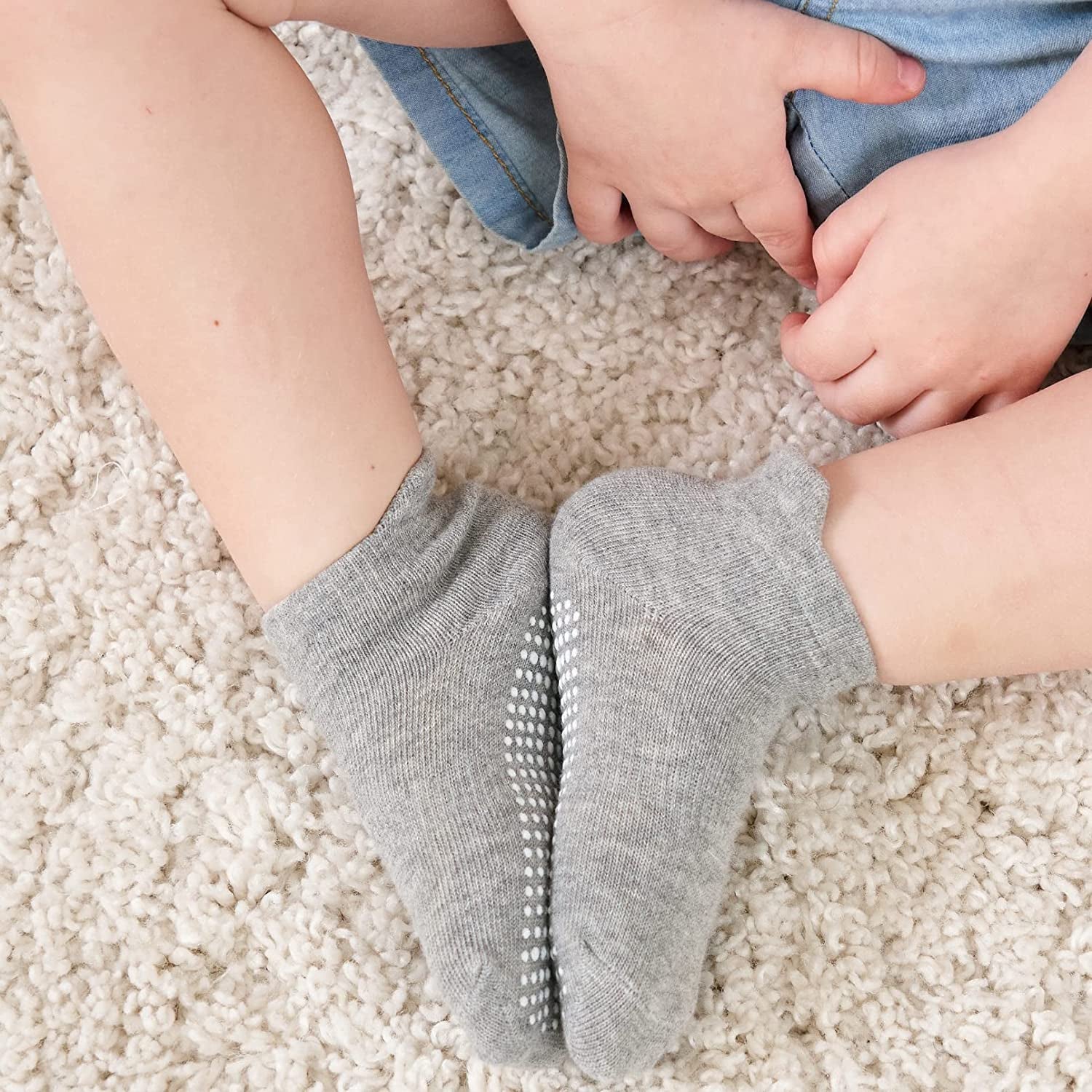 Infant and Toddler Non-Slip Ankle Socks with Skid-Resistant Soles for Boys and Girls